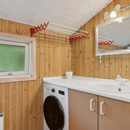 Sommarhus På Naturtomt 800 M Från Nordsjön *